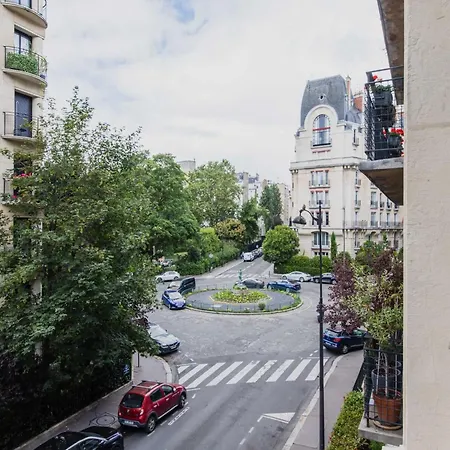 Apartment Peaceful Flat - 2bd 9p - Passy Tour Eiffel